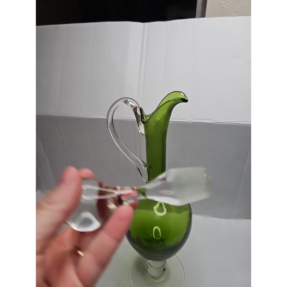 Green Art Glass Decanter Bottle with Stopper Hand Blown Style Vintage 17.5 inch - Picture 11 of 11